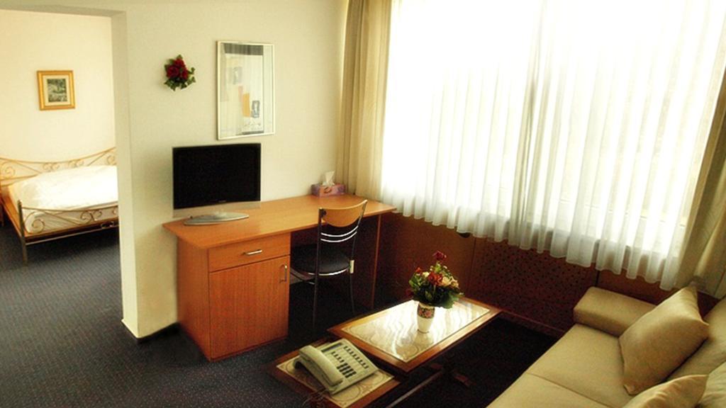 Buergerhaus Hotel Steinbach im Taunus ห้อง รูปภาพ