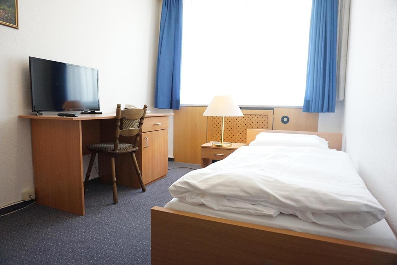 Buergerhaus Hotel Steinbach im Taunus ภายนอก รูปภาพ