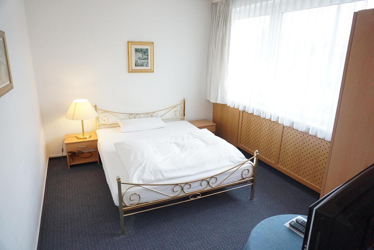 Buergerhaus Hotel Steinbach im Taunus ภายนอก รูปภาพ